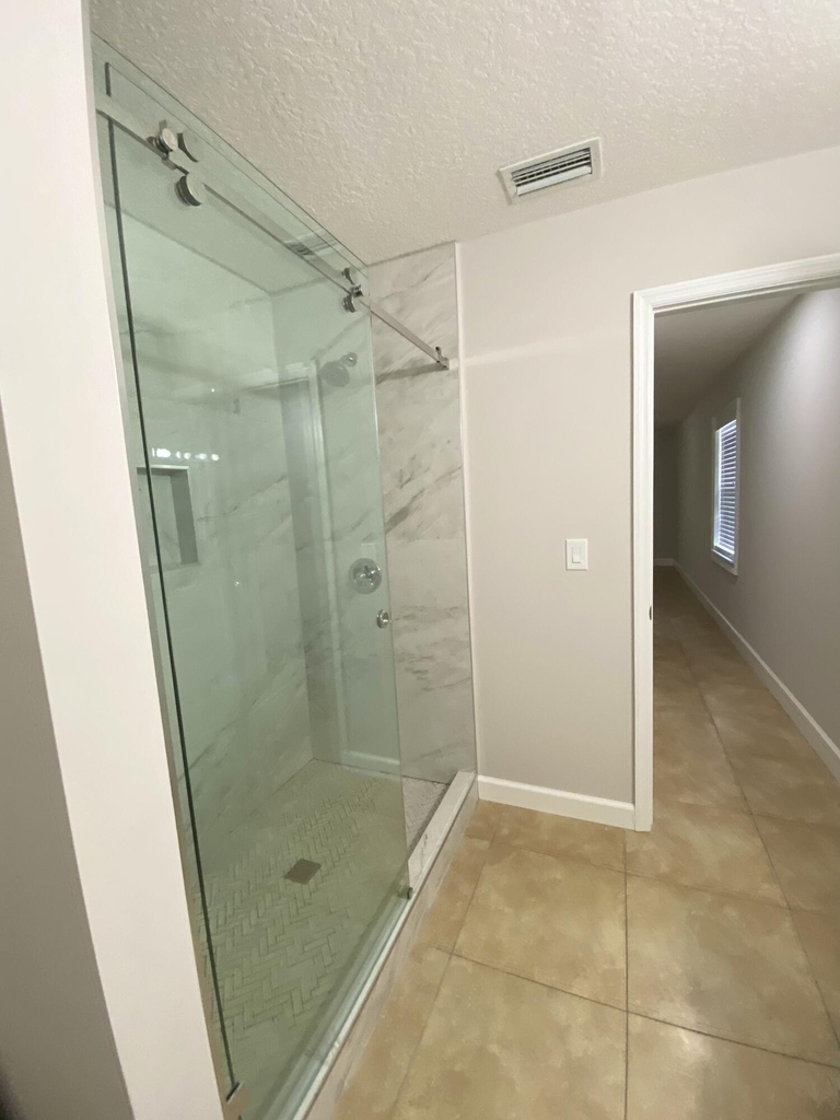 915 11th Terrace - Photo 7