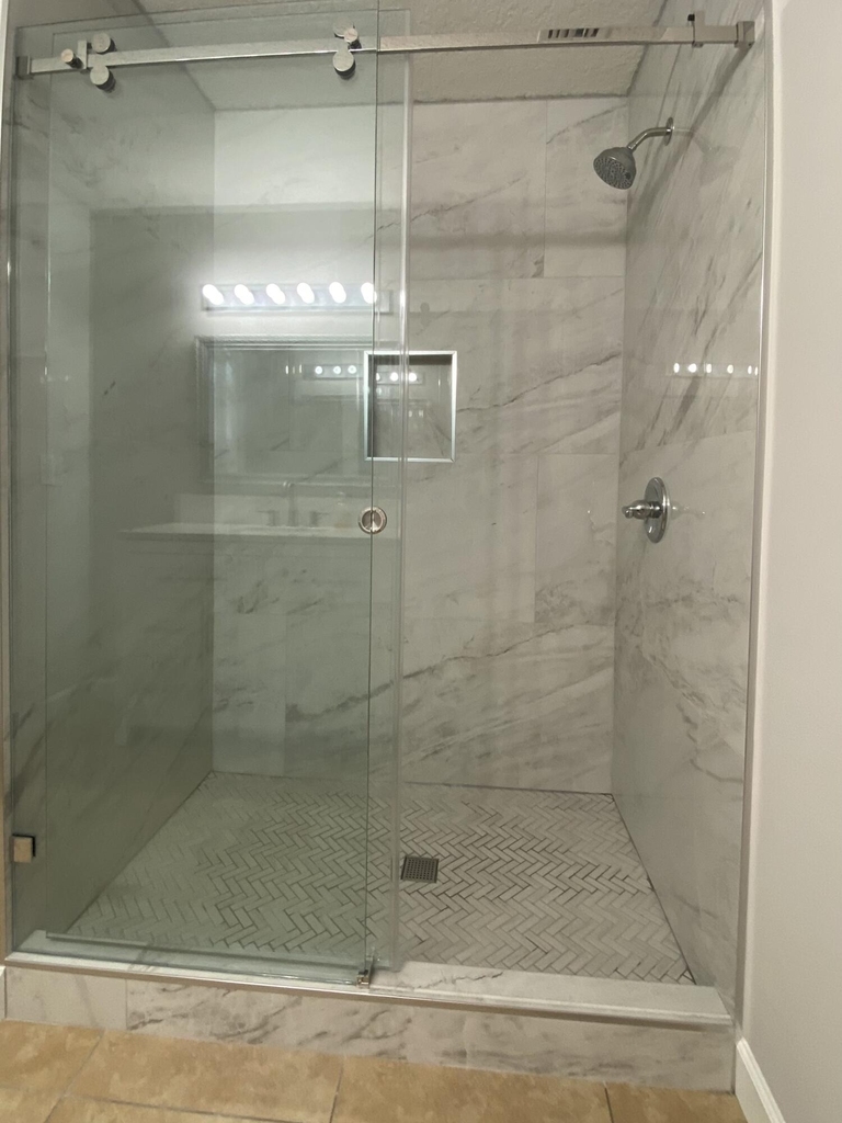 915 11th Terrace - Photo 8