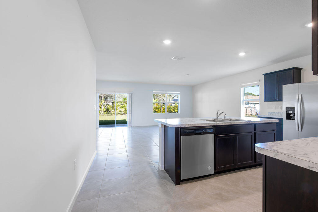 2525 Sw Westfield Street - Photo 11