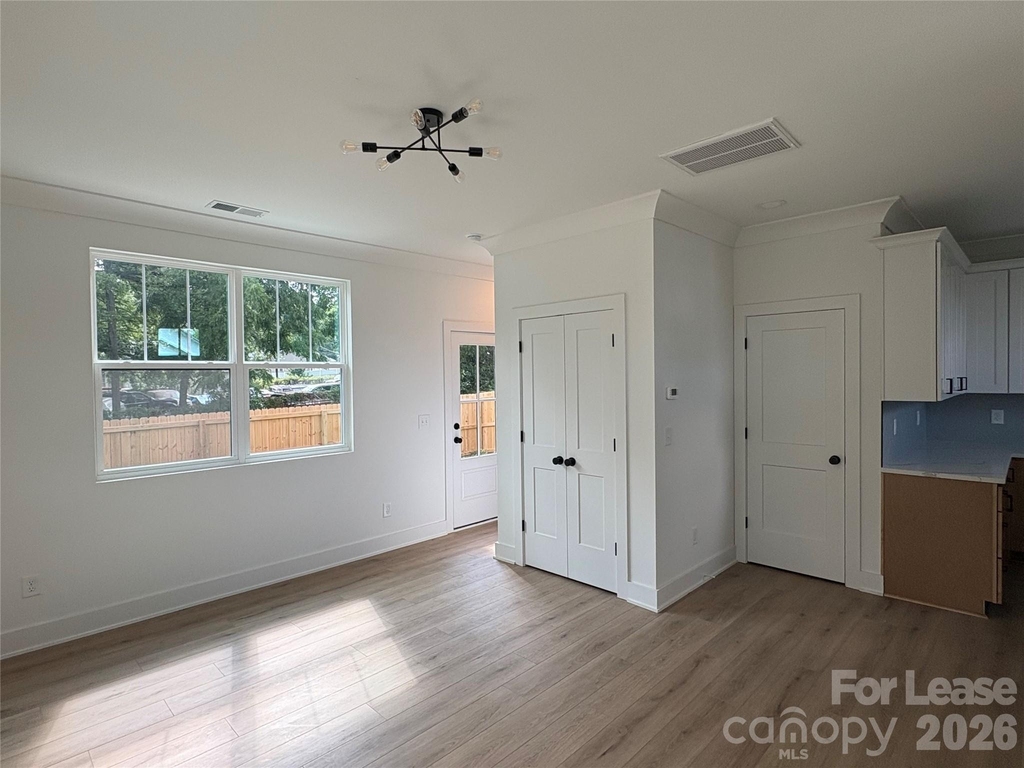 2905 Clyde Drive - Photo 5