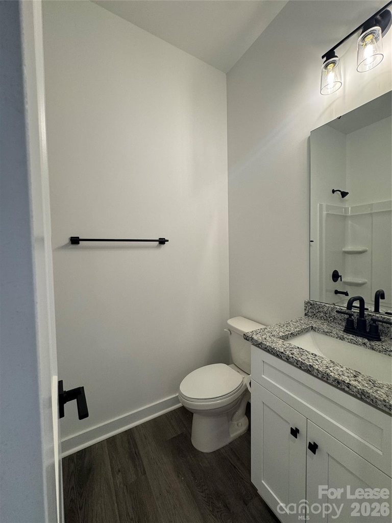 331 E Lowrance Avenue - Photo 7