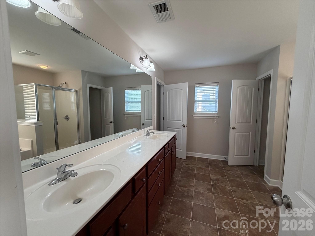 2002 Fripp Lane - Photo 11