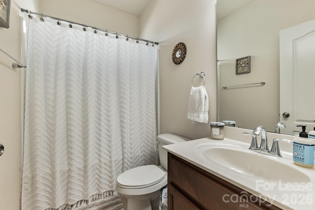 5826 Castlecove Road - Photo 19