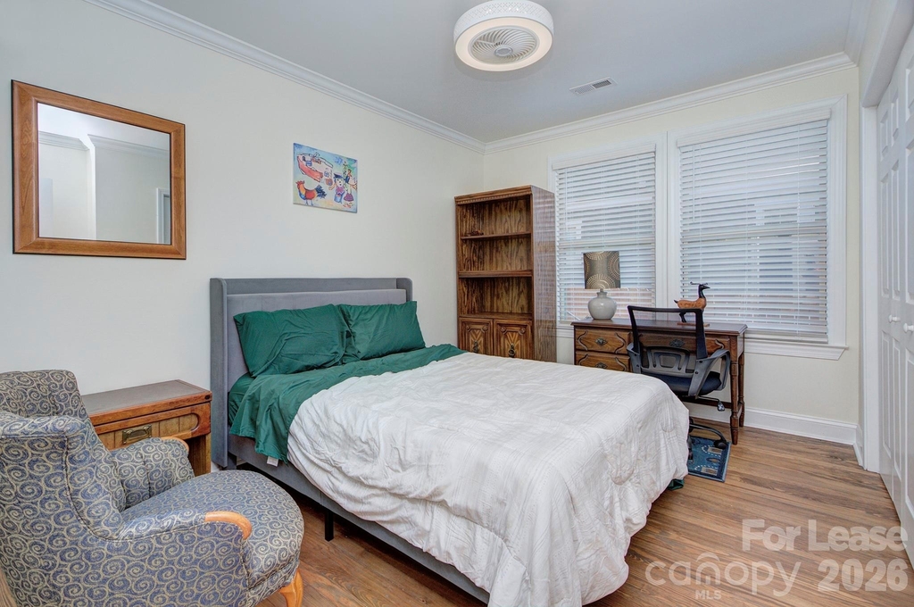 709 Baldwin Avenue - Photo 17