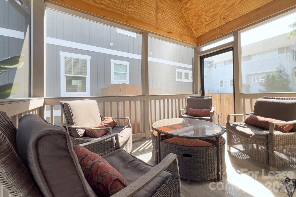 709 Baldwin Avenue - Photo 23