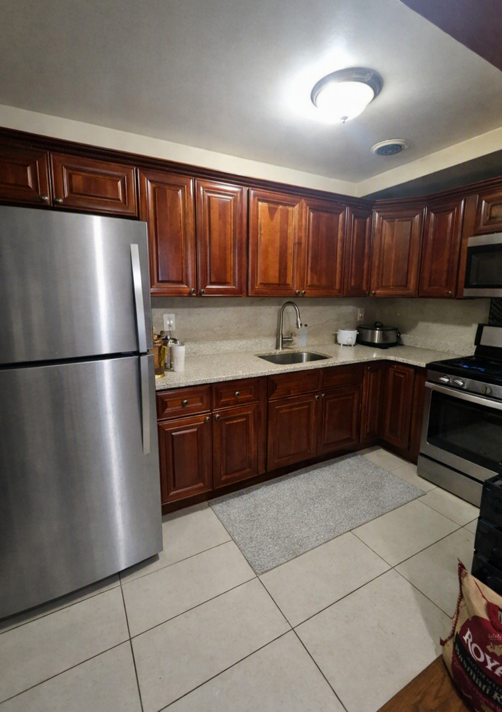 4 BR apartment in Jamaica Queens - Photo 6