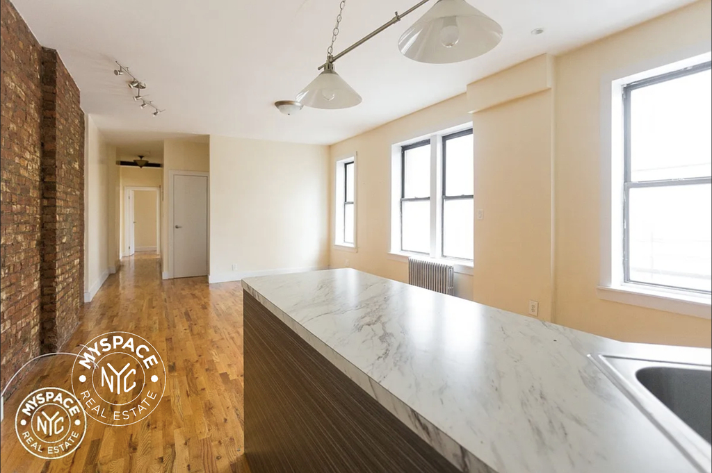381 Berry Street - Photo 1