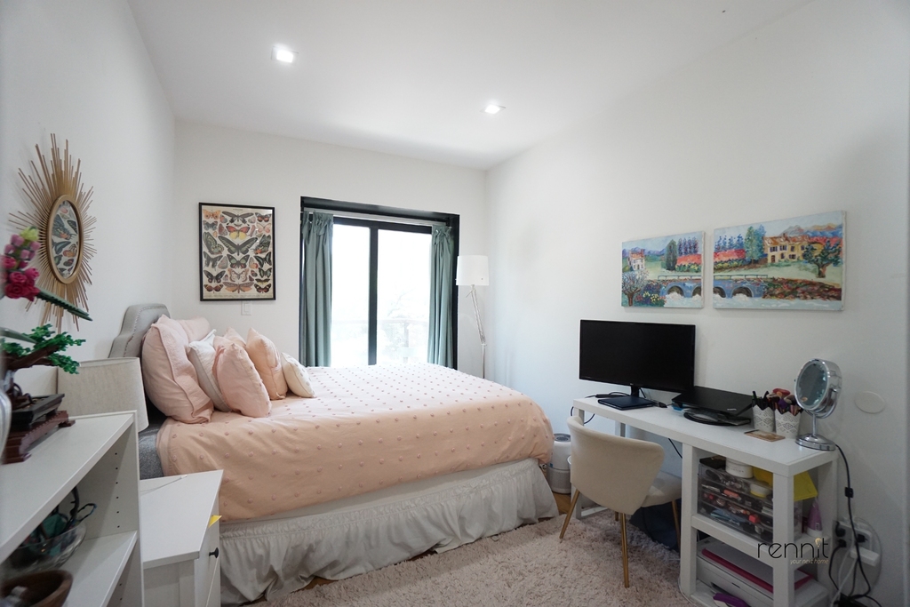 562 Park Place - Photo 13