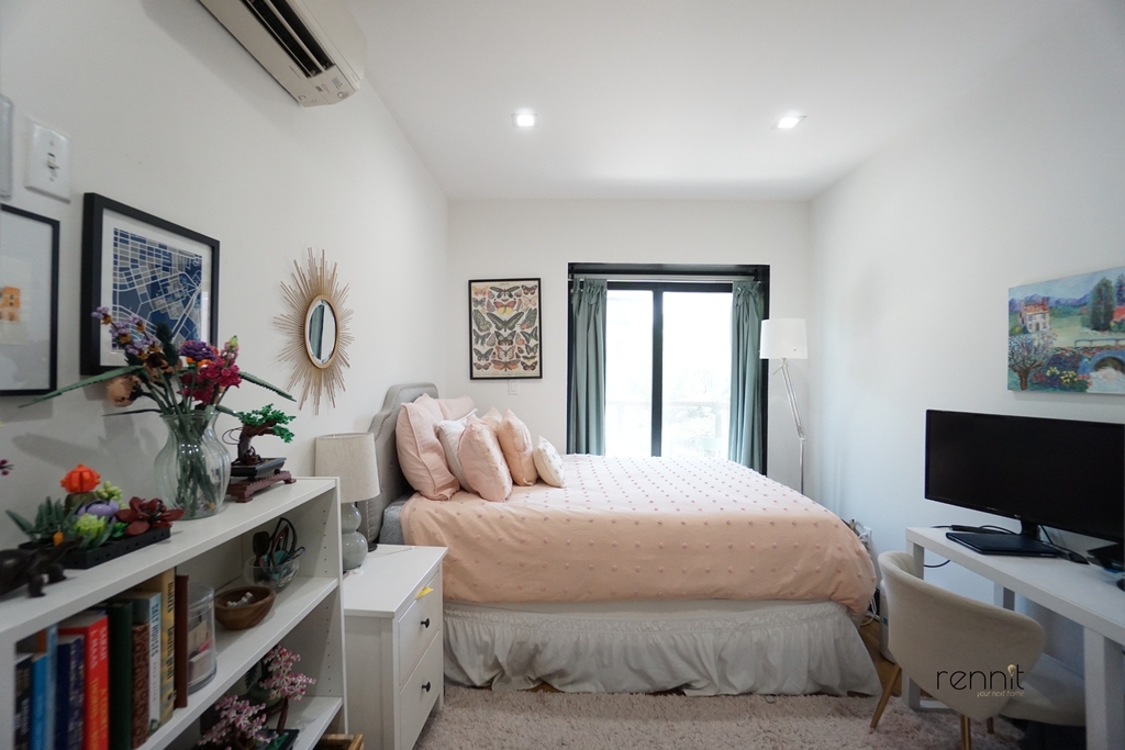 562 Park Place - Photo 16