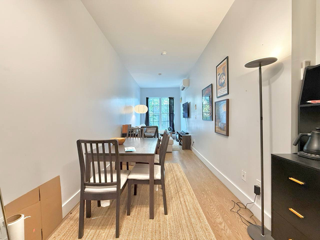 99 Varet Street - Photo 3
