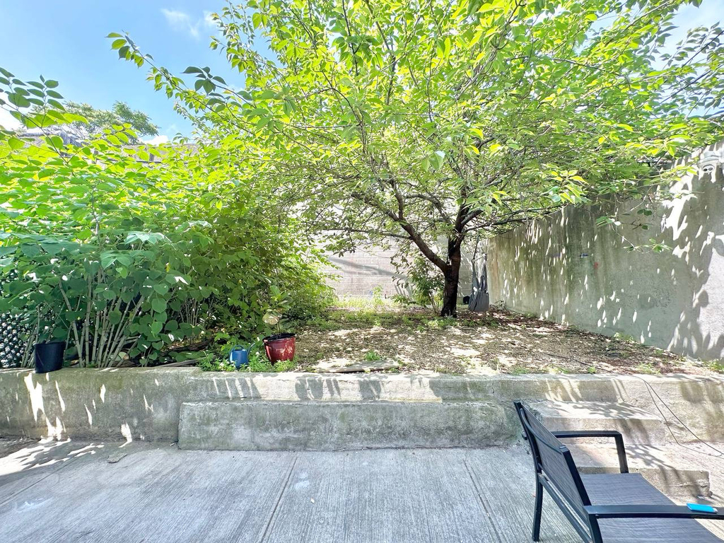 189 Johnson Street - Photo 13