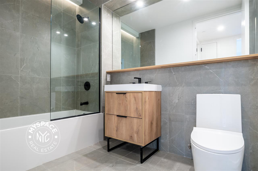 654 Madison Street - Photo 18