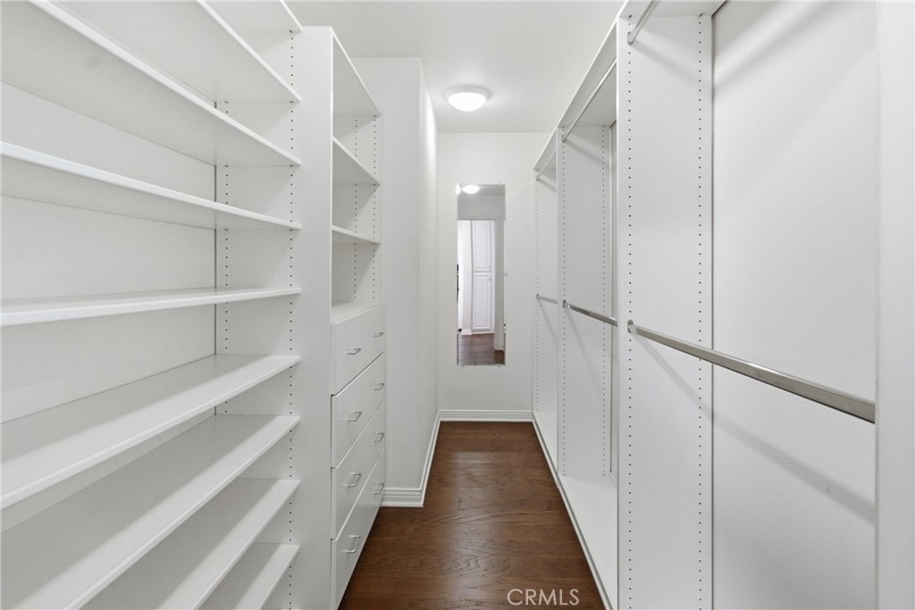 5200 White Oak Avenue - Photo 16