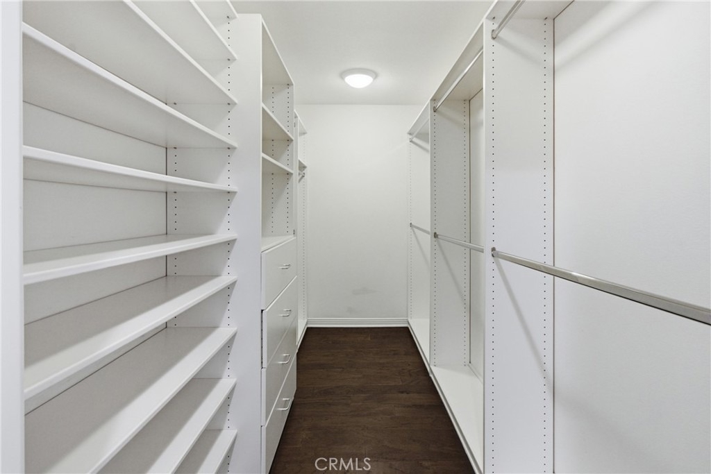 5200 White Oak Avenue - Photo 22