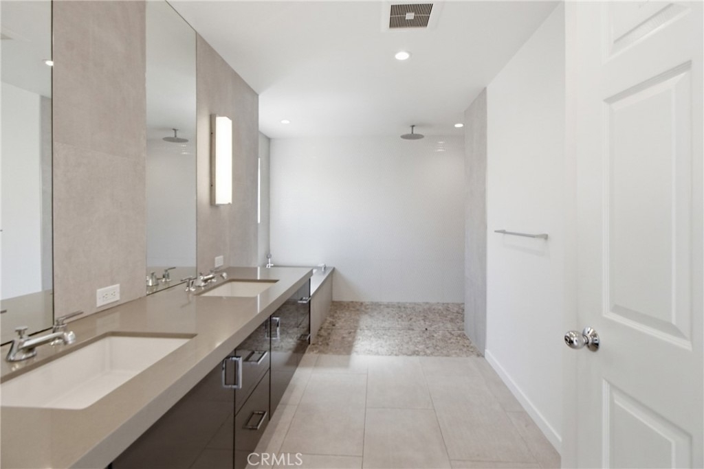 5200 White Oak Avenue - Photo 18