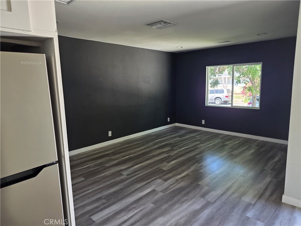 5779 Enfield - Photo 5