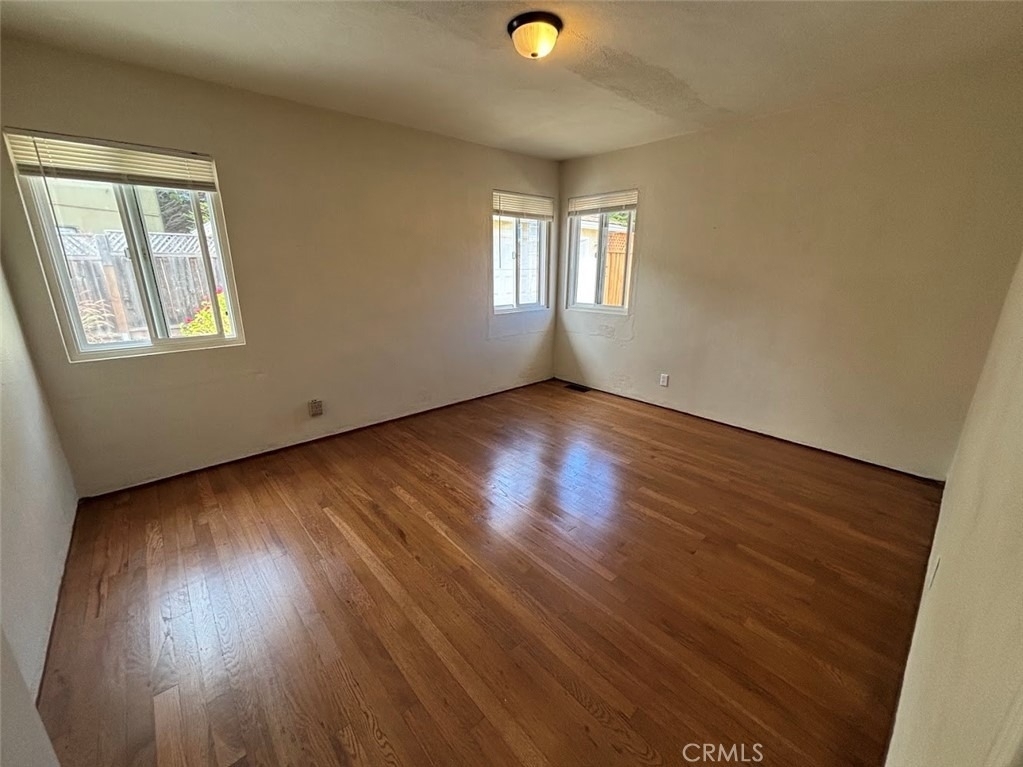 265 Chatham - Photo 15