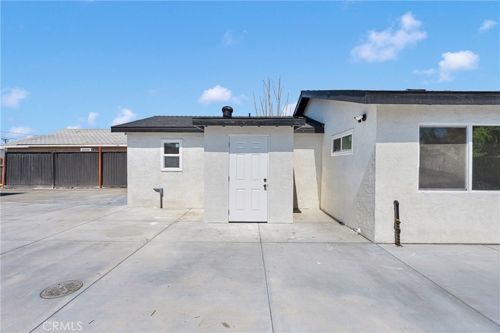 7359 Lynwood - Photo 0