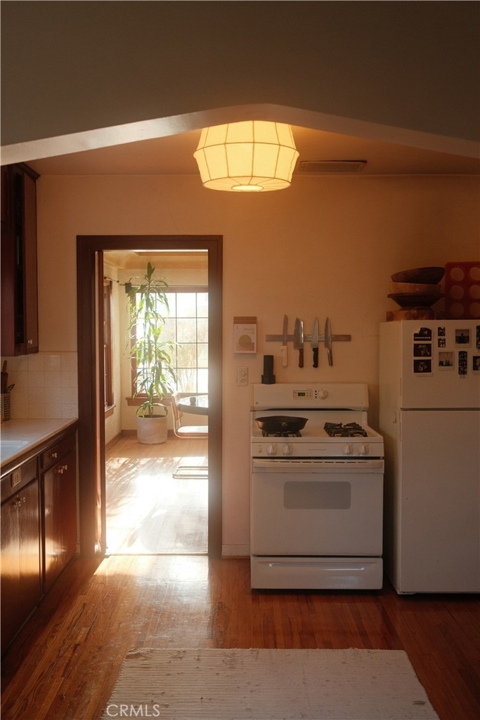 423 S Indiana - Photo 14