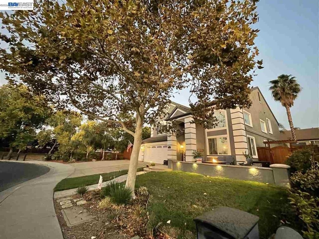 1154 Mulberry Pl - Photo 1