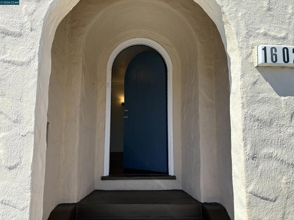 1602 Georgia Street - Photo 3