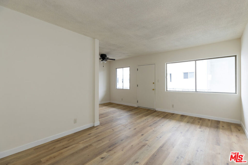 1295 Federal Avenue - Photo 7