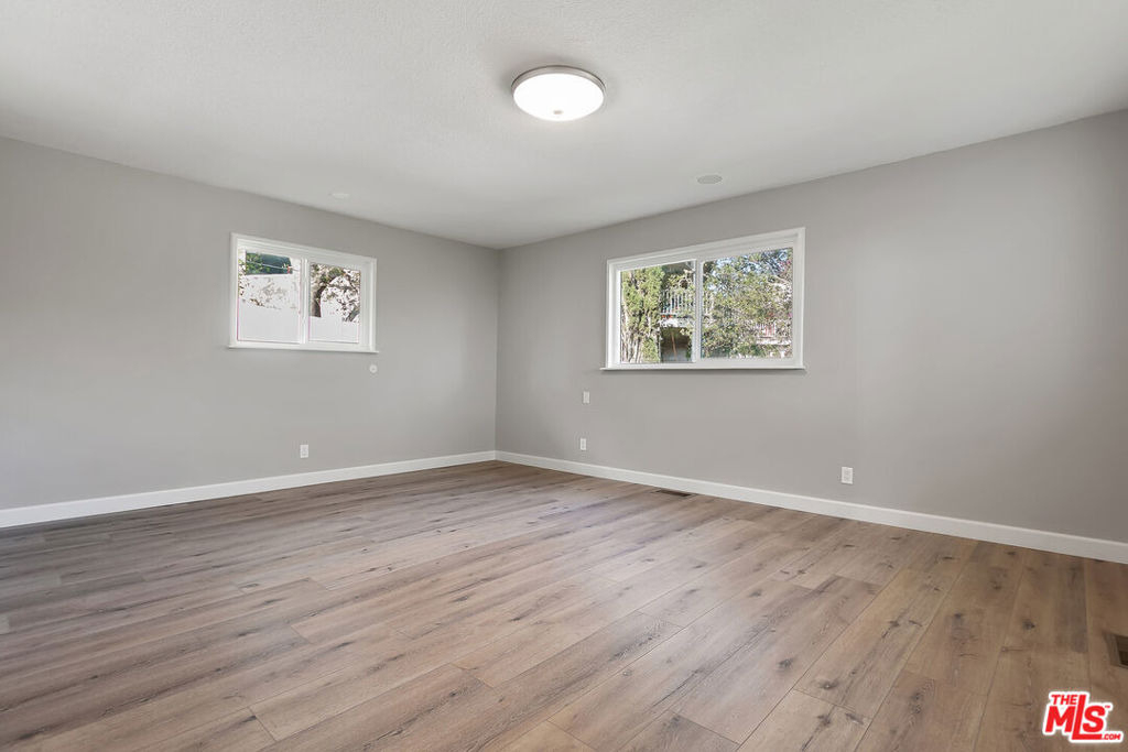 23937 Jensen Drive - Photo 16