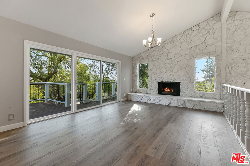 23937 Jensen Drive - Photo 4