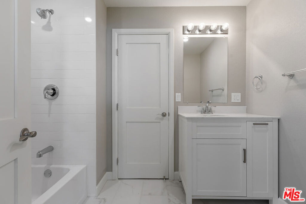 23937 Jensen Drive - Photo 22