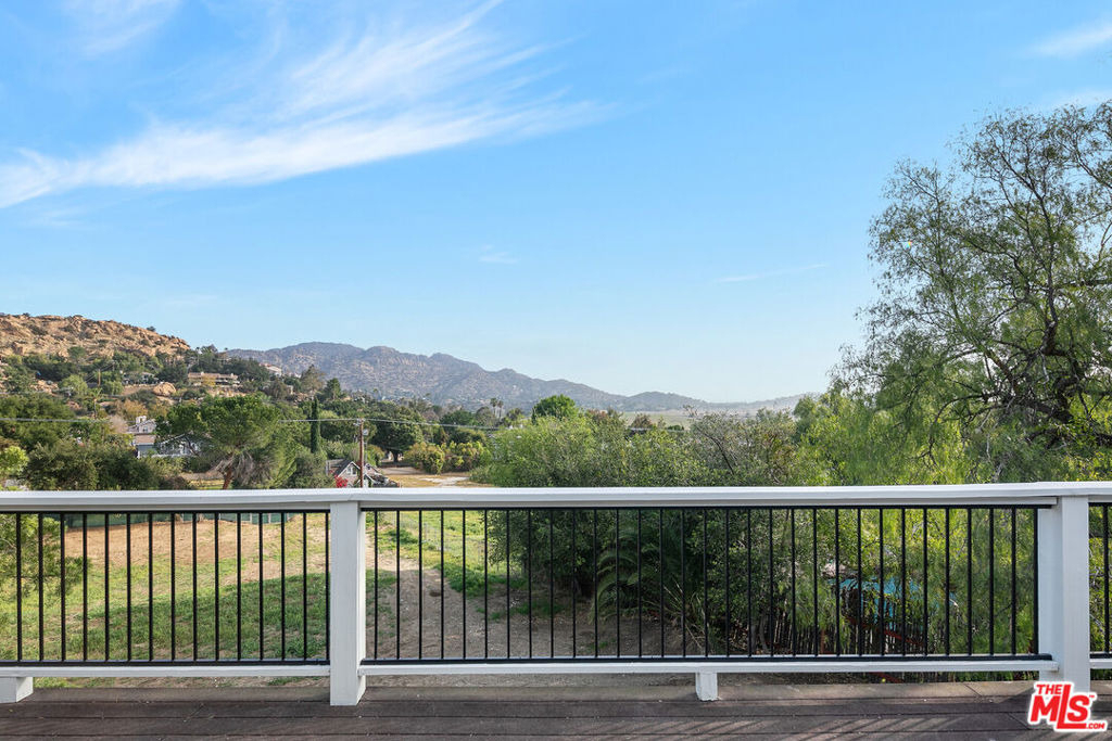 23937 Jensen Drive - Photo 11