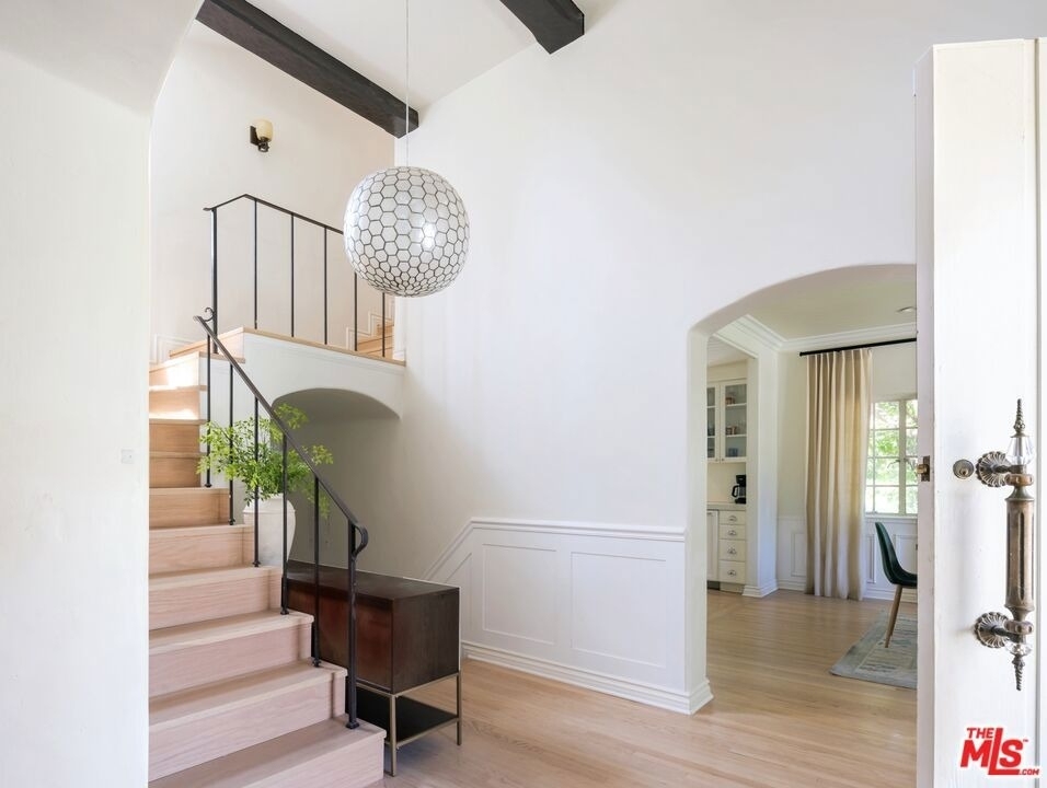 690 Westgate Street - Photo 4