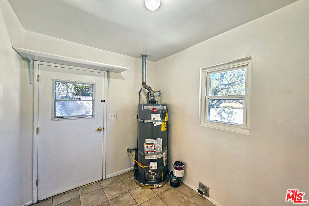 3700 Glenwood Avenue - Photo 11