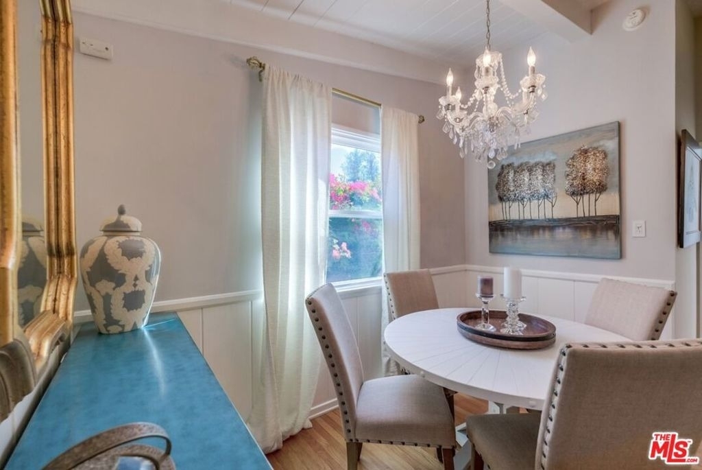21447 Providencia Street - Photo 17