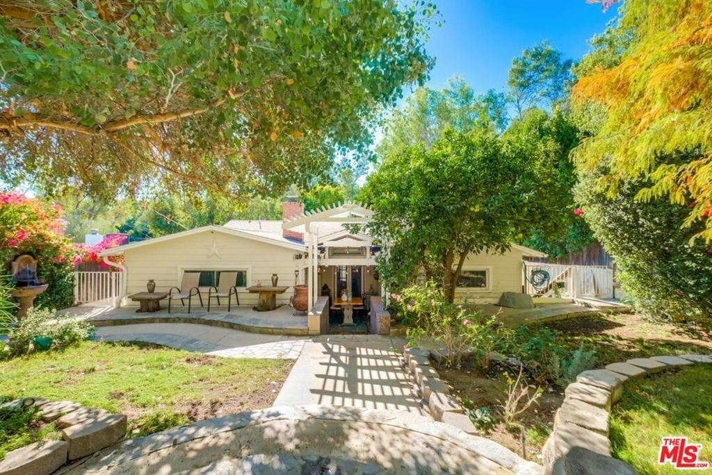 21447 Providencia Street - Photo 70
