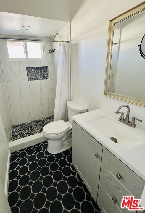 3500 W Manchester Boulevard - Photo 8
