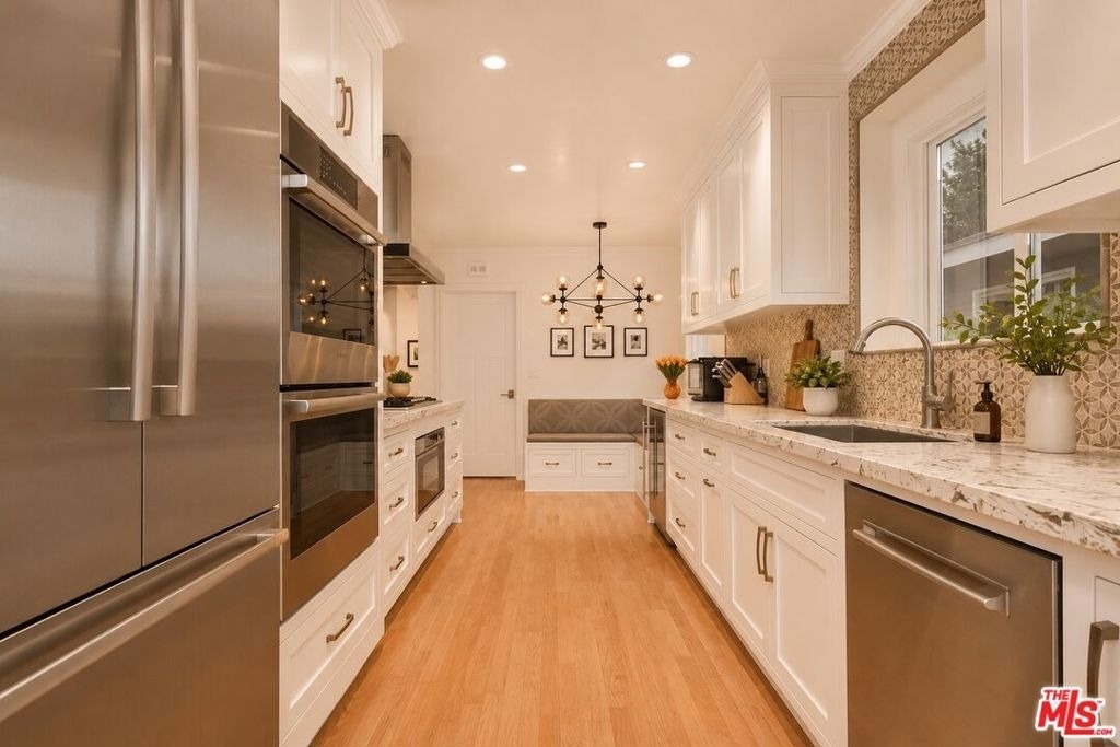 13143 Valleyheart Drive - Photo 2