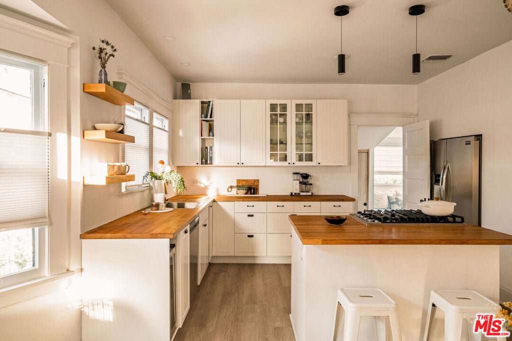 328 Branch Street - Photo 10