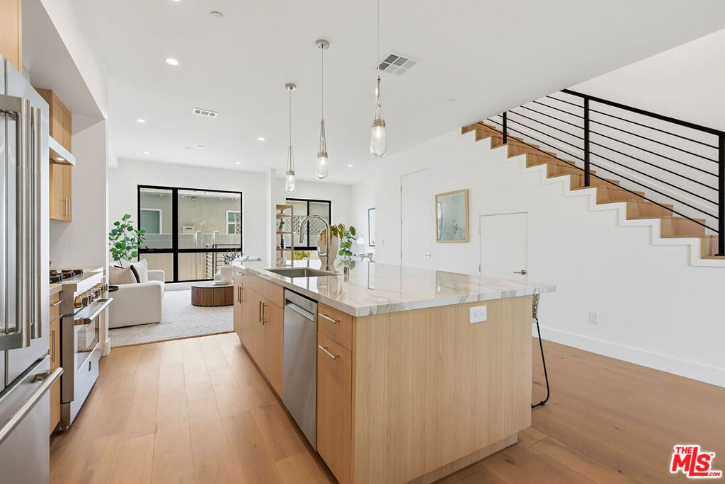 4095 Sawtelle Boulevard - Photo 7