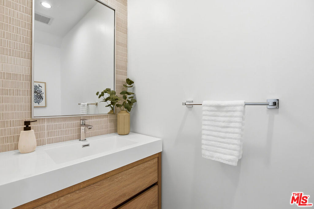 4095 Sawtelle Boulevard - Photo 16
