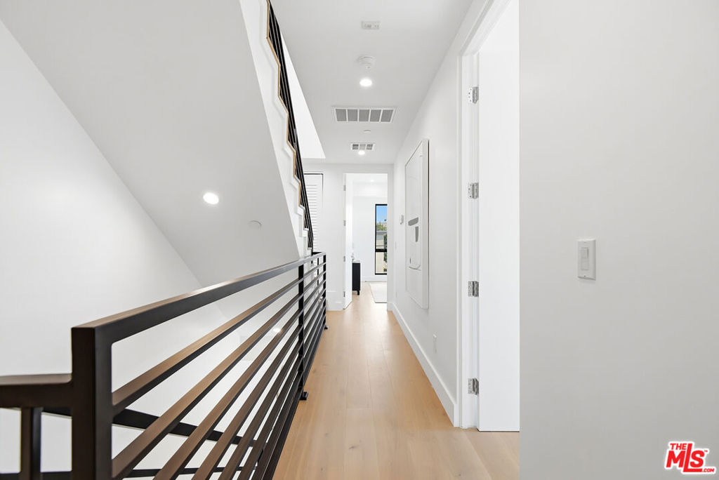 4095 Sawtelle Boulevard - Photo 14