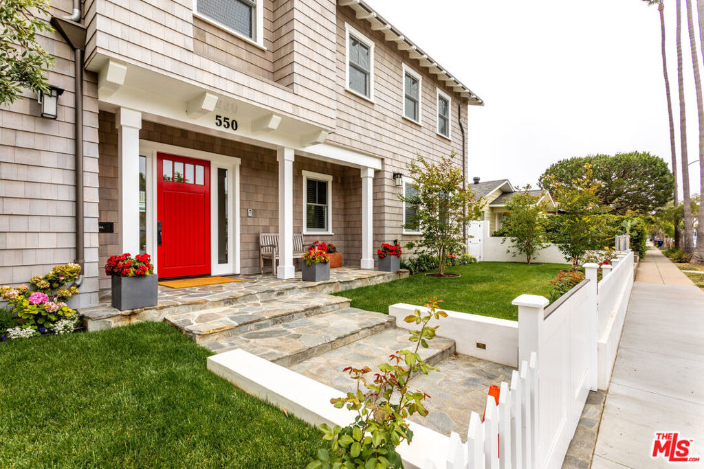 550 San Juan Avenue - Photo 3
