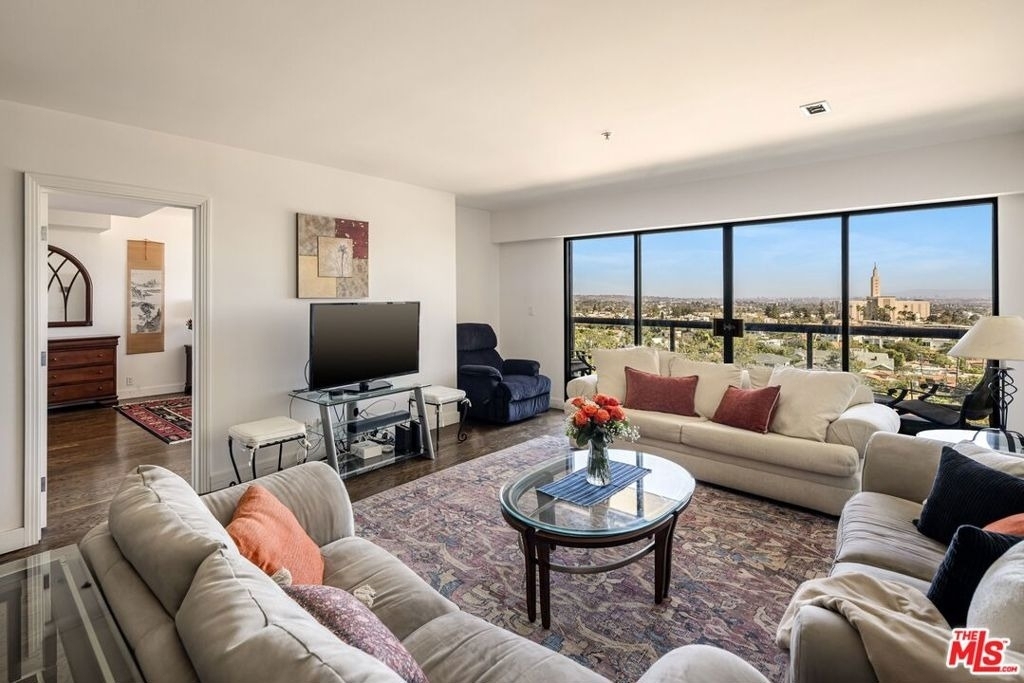 10724 Wilshire Boulevard - Photo 14