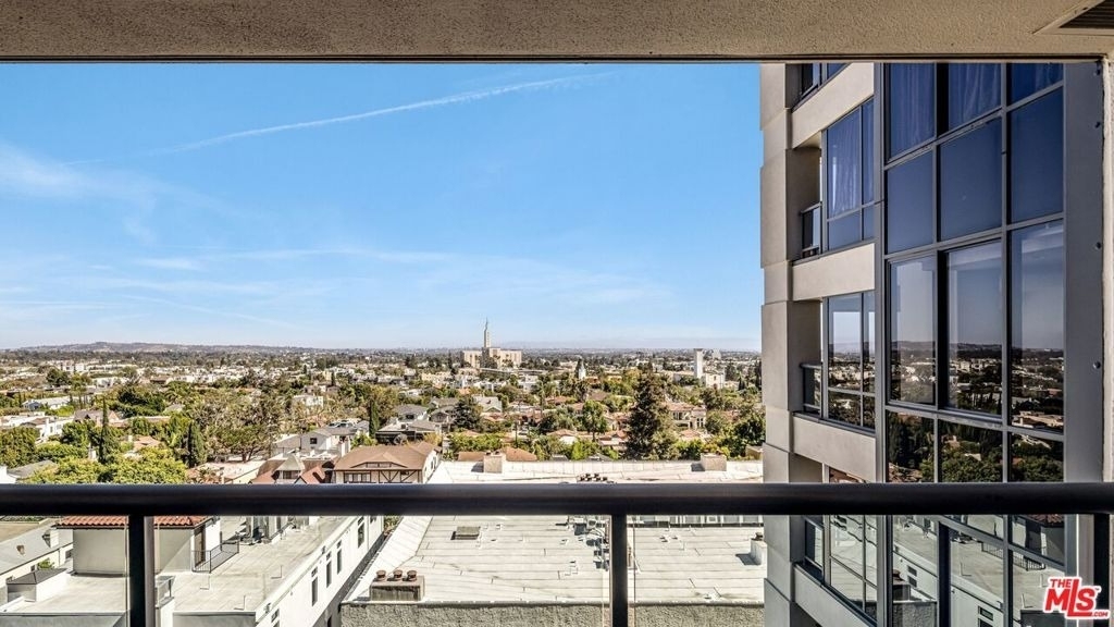 10724 Wilshire Boulevard - Photo 15