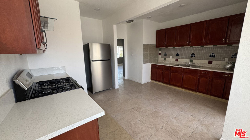 924 S Sunol Drive - Photo 3