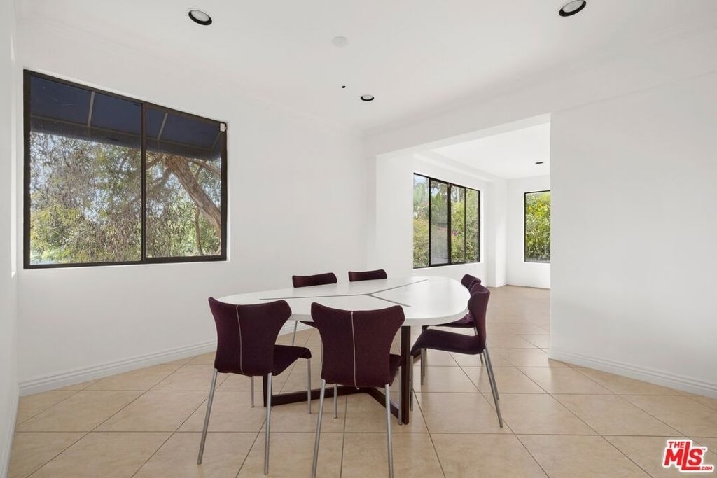 1121 La Collina Drive - Photo 9