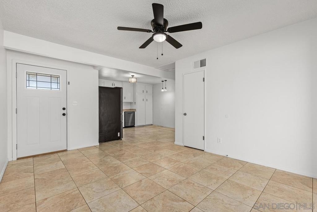 623 Aster - Photo 2