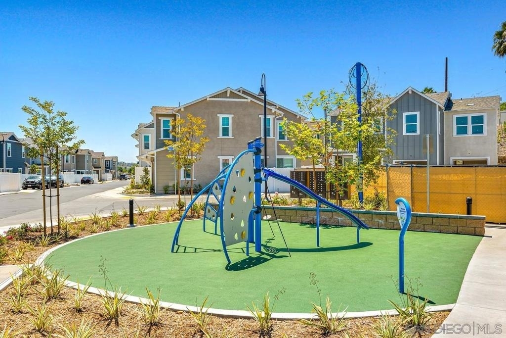 1523 Wingwood - Photo 30