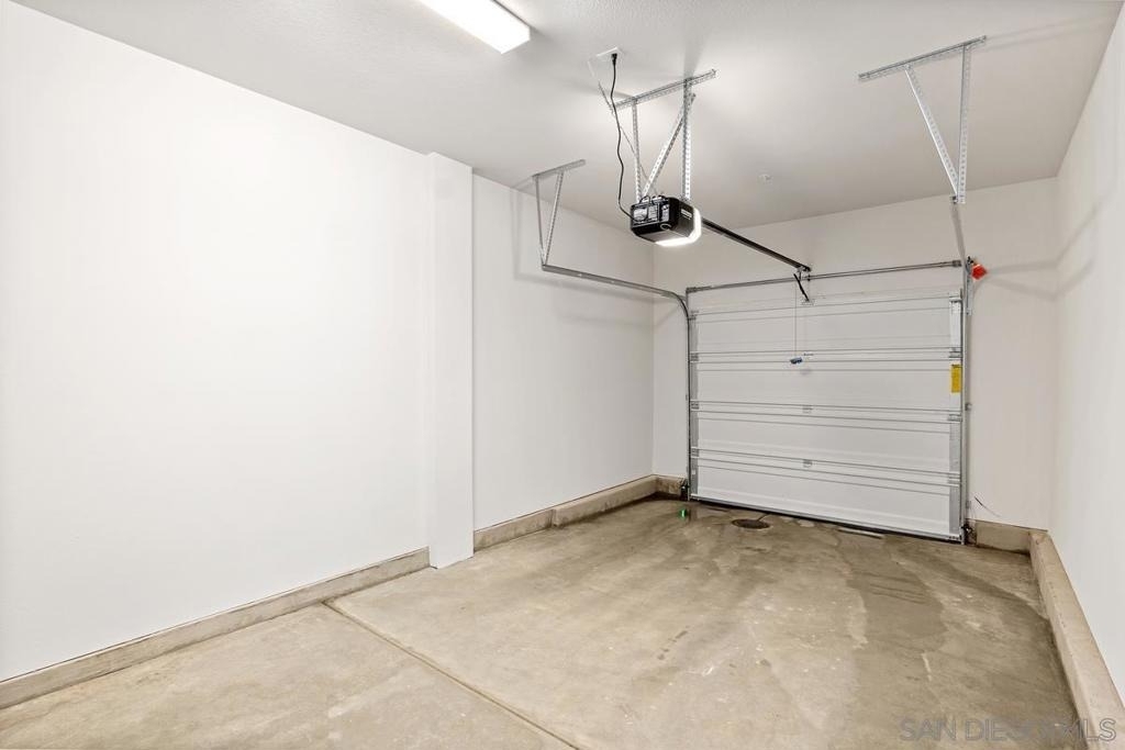 1523 Wingwood - Photo 28