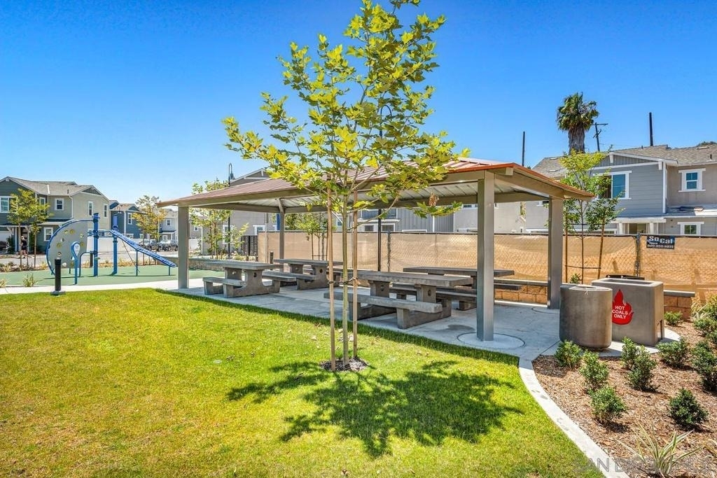 1523 Wingwood - Photo 29