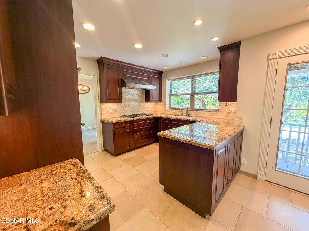 2344 Highgate Road - Photo 14